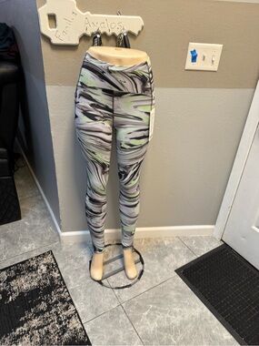 Marble Print High-Waist Leggings in Black, Gray & Light Green